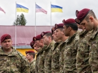 В Україні створили військову форму, яка може зупиняти кров